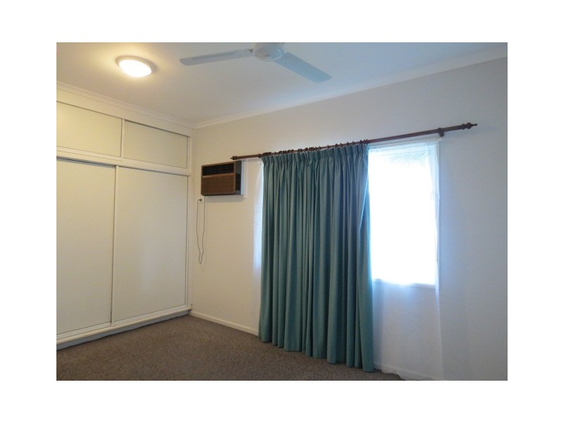 16 Roseanne Road, Emerald QLD 4720