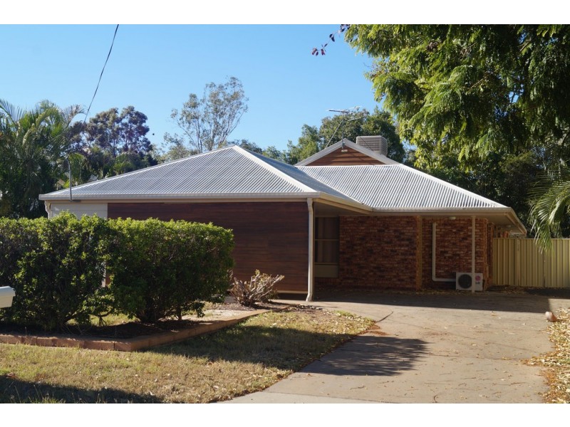 10 Peggy Court, Emerald QLD 4720