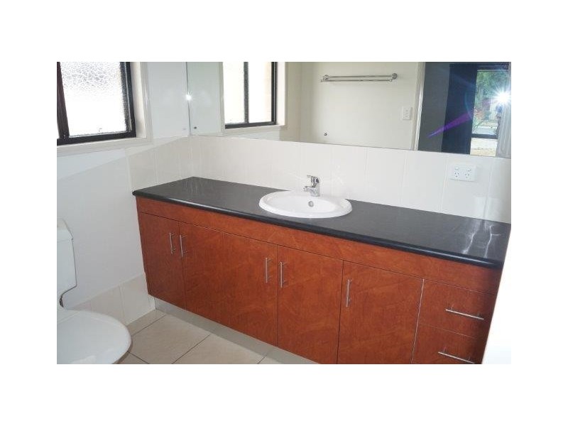 11 Chandon Court, Emerald QLD 4720