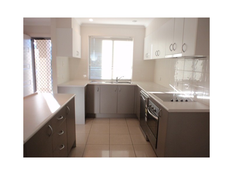 16B Mayfair Drive, Emerald QLD 4720