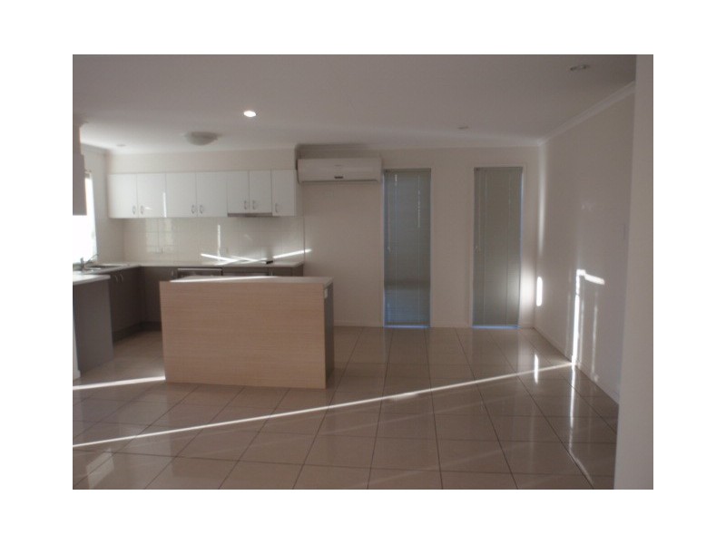 16B Mayfair Drive, Emerald QLD 4720