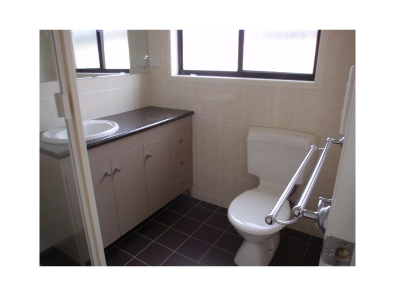 27 Haswell Street, Emerald QLD 4720