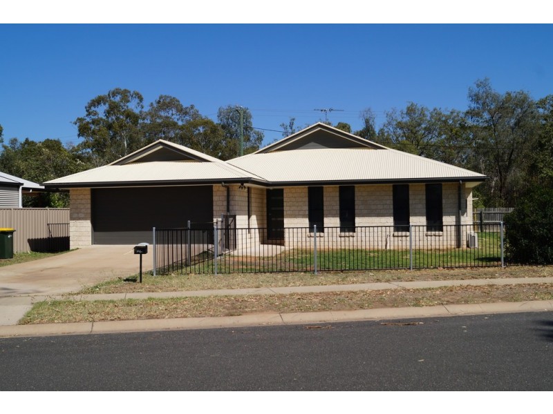 4 Paperbark Place, Emerald QLD 4720
