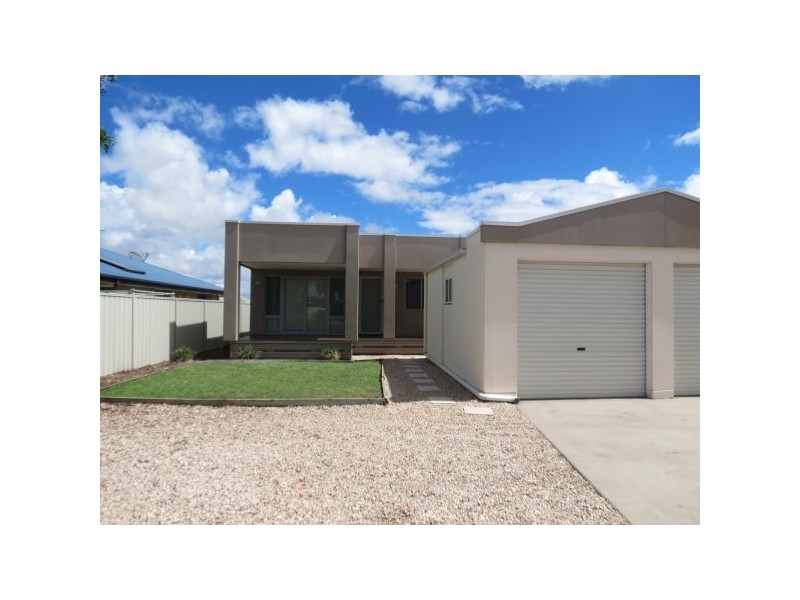 16A Mayfair Drive, Emerald QLD 4720