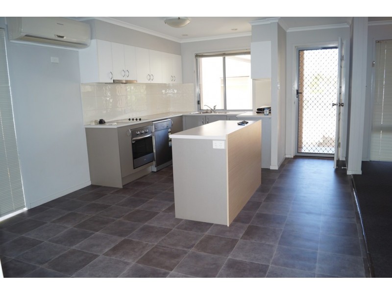 16A Mayfair Drive, Emerald QLD 4720