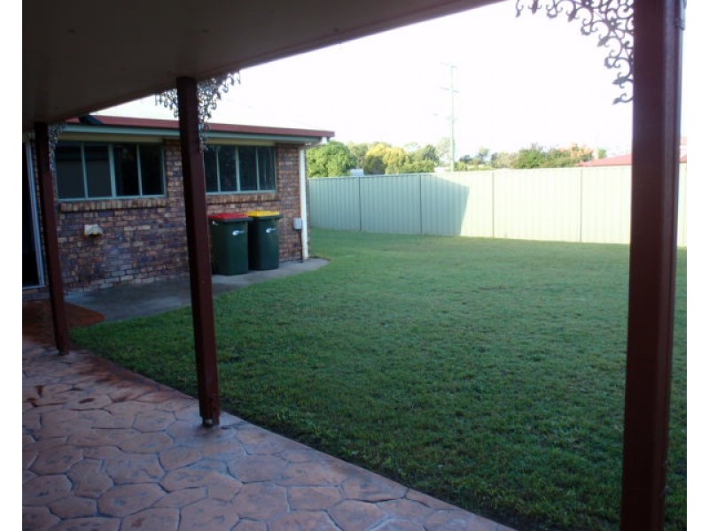 1 Kurrajong Close, Emerald QLD 4720