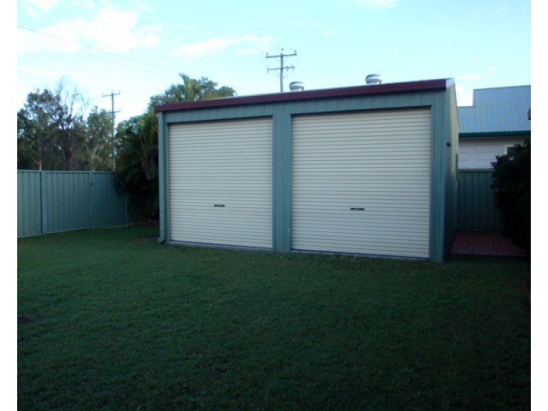 1 Kurrajong Close, Emerald QLD 4720