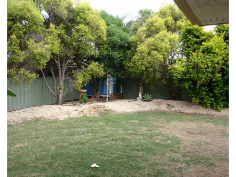 39 Crinum Crescent, Emerald QLD 4720