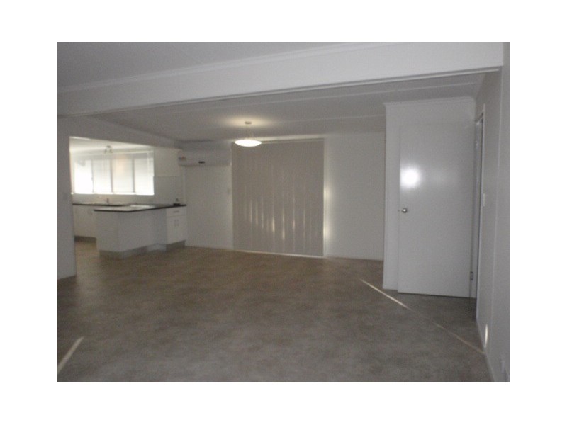 22 Brief Street, Emerald QLD 4720