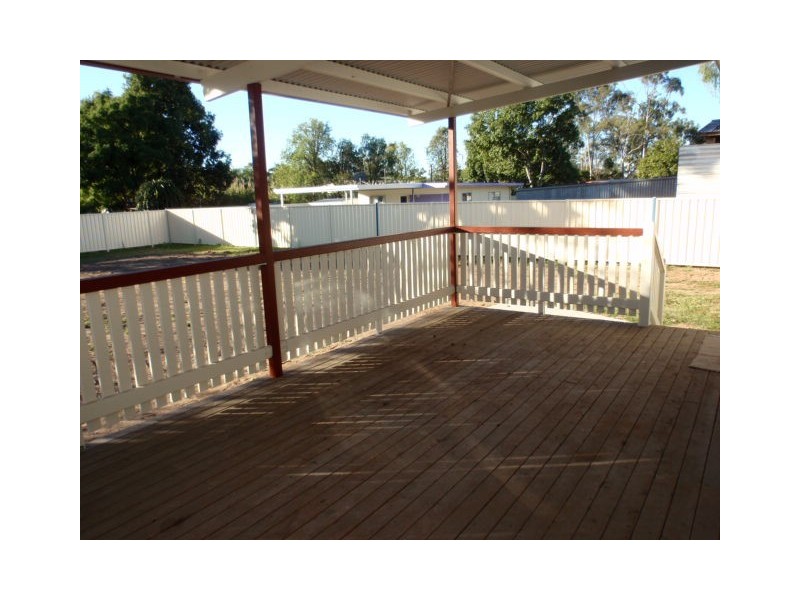 22 Brief Street, Emerald QLD 4720