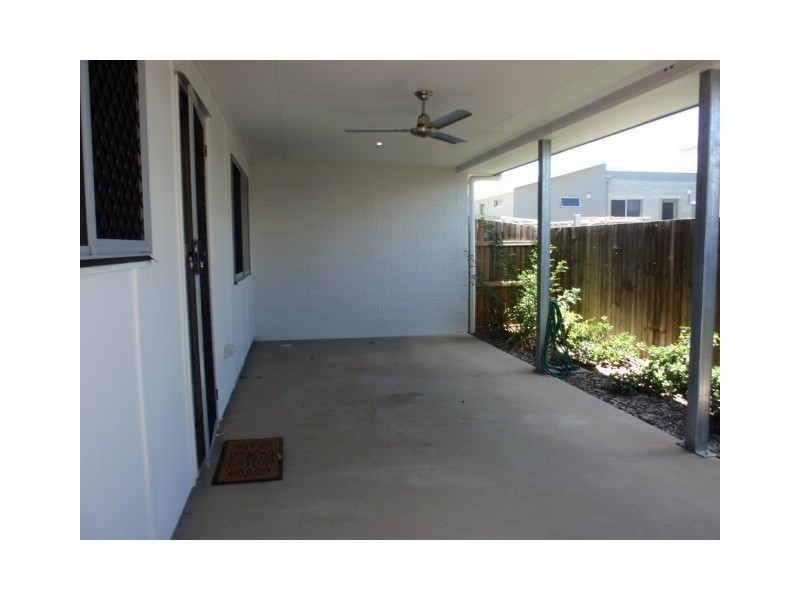 7/15 Roberts Street, Emerald QLD 4720