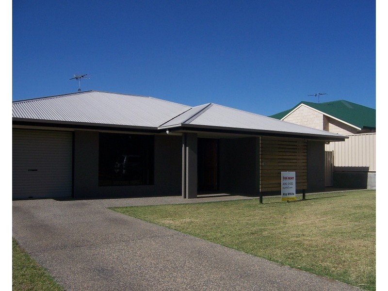 14 Pressler Road, Emerald QLD 4720