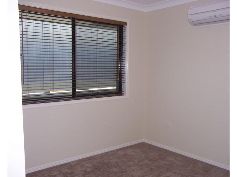 14 Pressler Road, Emerald QLD 4720