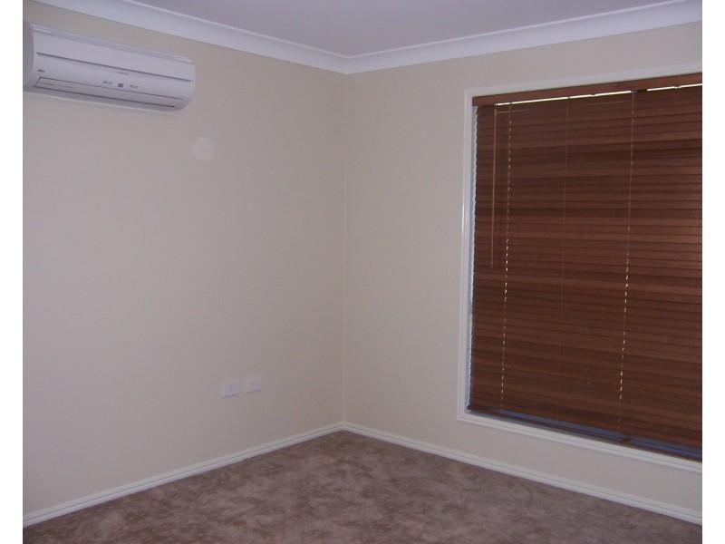 14 Pressler Road, Emerald QLD 4720