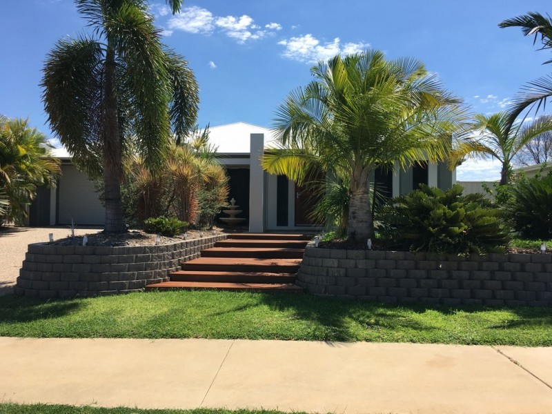 30 Brokenwood Street, Emerald QLD 4720