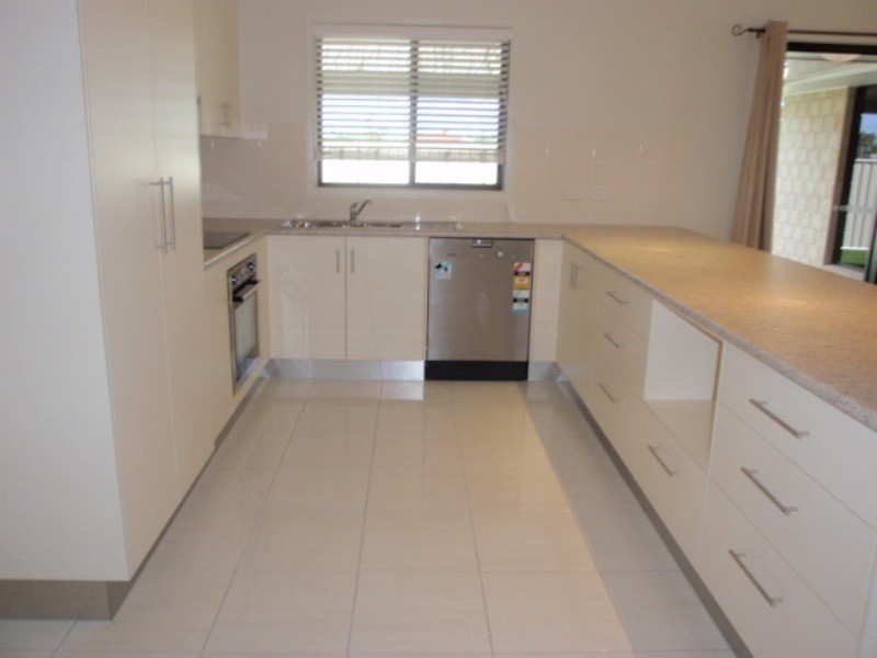 4 Wright Street, Emerald QLD 4720