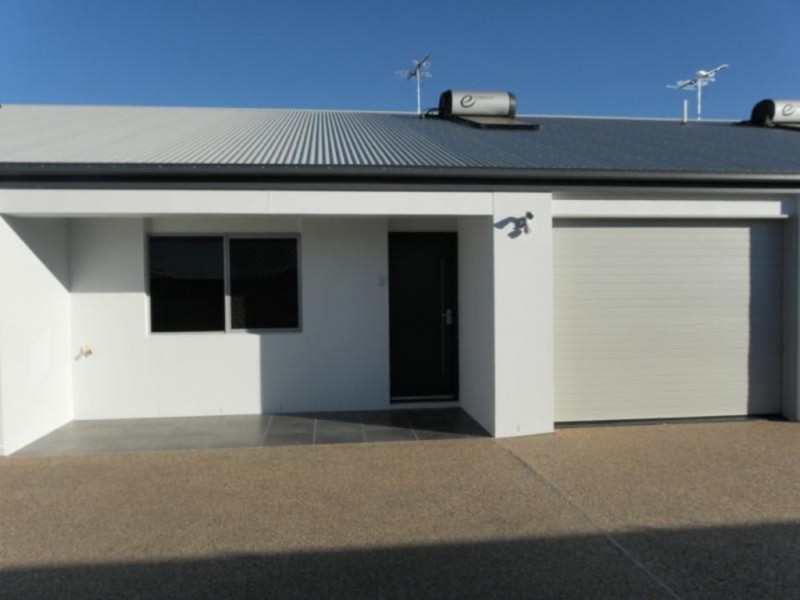 2/21 Moriarty Street, Emerald QLD 4720