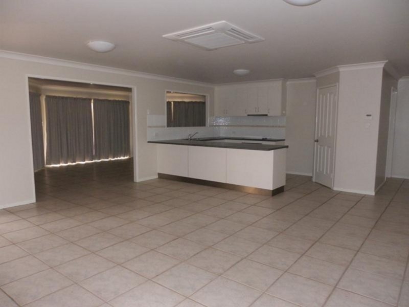 40 Riverview Street, Emerald QLD 4720