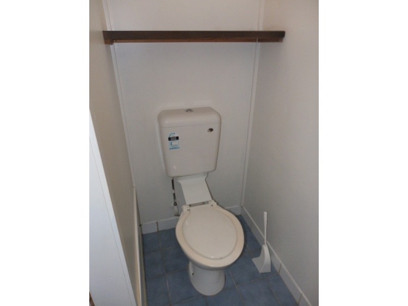 2/24 Old Airport Drive, Emerald QLD 4720