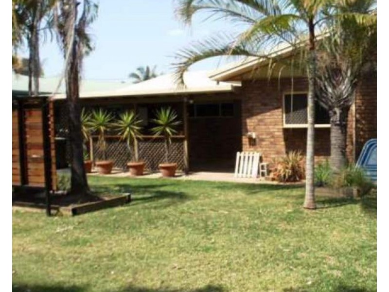 70 Staal Crescent, Emerald QLD 4720