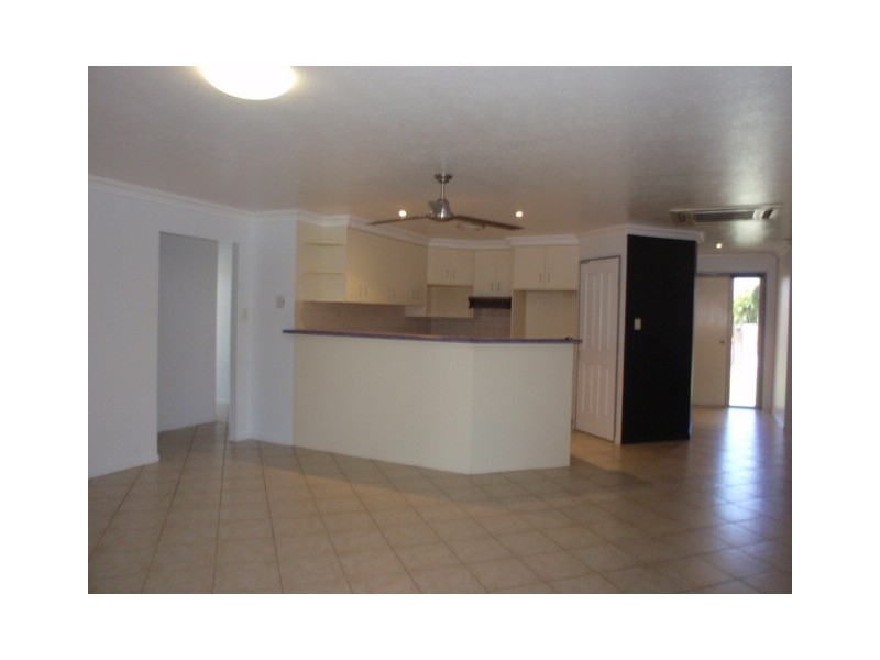 19 Callaghan Street, Emerald QLD 4720