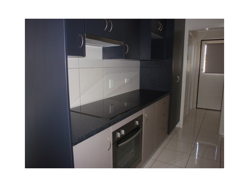 6 Eagle Street, Emerald QLD 4720