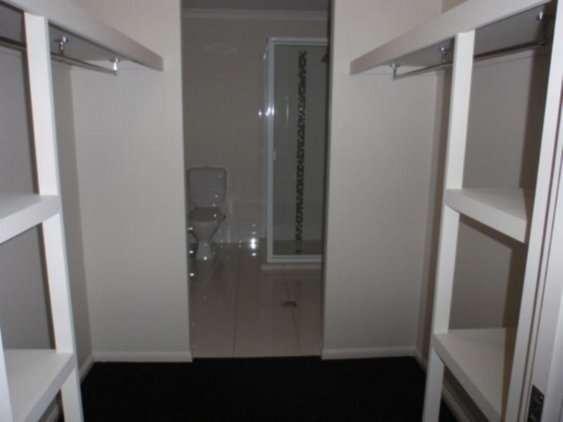 6 Eagle Street, Emerald QLD 4720