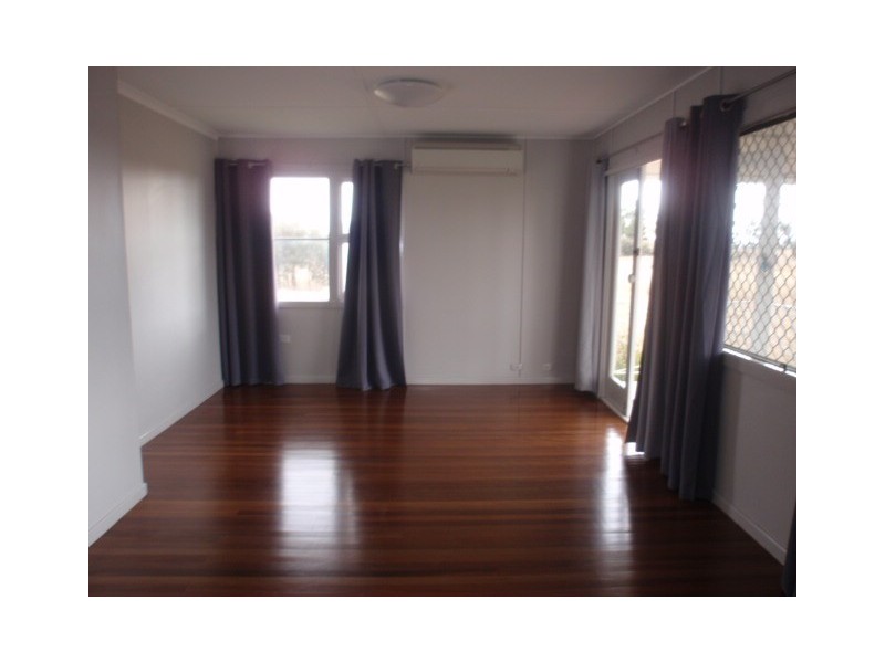 24 Glengallan Road, Emerald QLD 4720