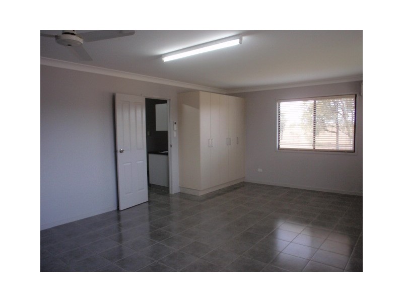 24 Glengallan Road, Emerald QLD 4720