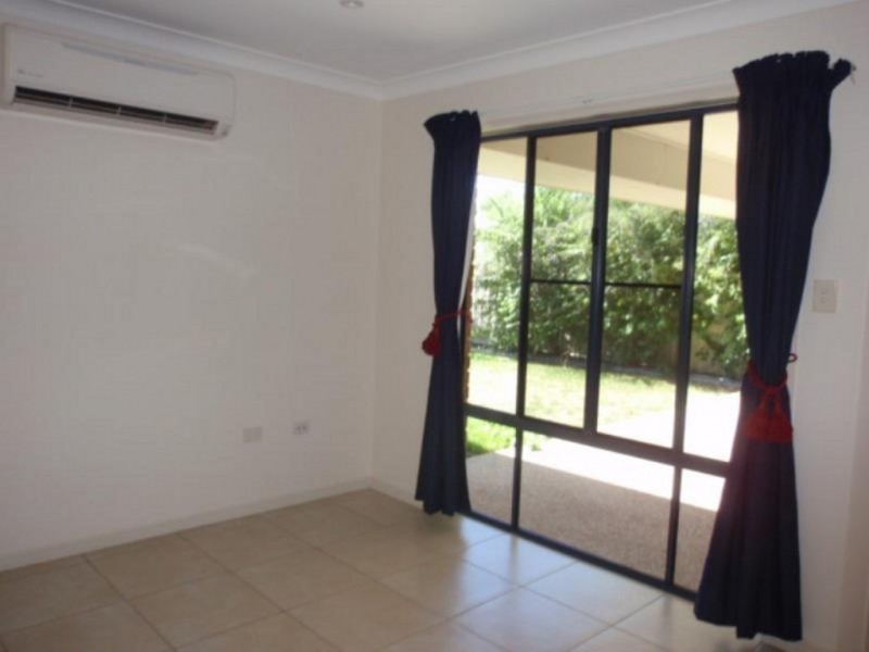 19 Roseanne Road, Emerald QLD 4720