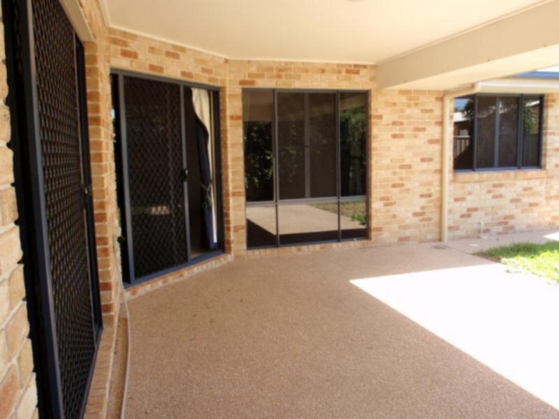 19 Roseanne Road, Emerald QLD 4720