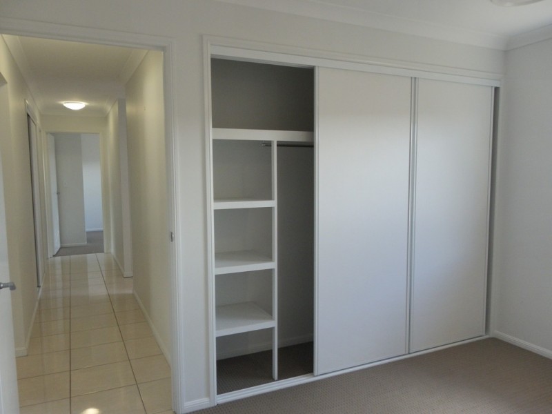 10 Singleton Court, Emerald QLD 4720
