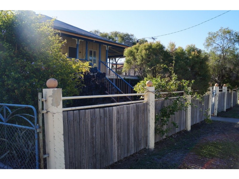 89 Borilla Street, Emerald QLD 4720