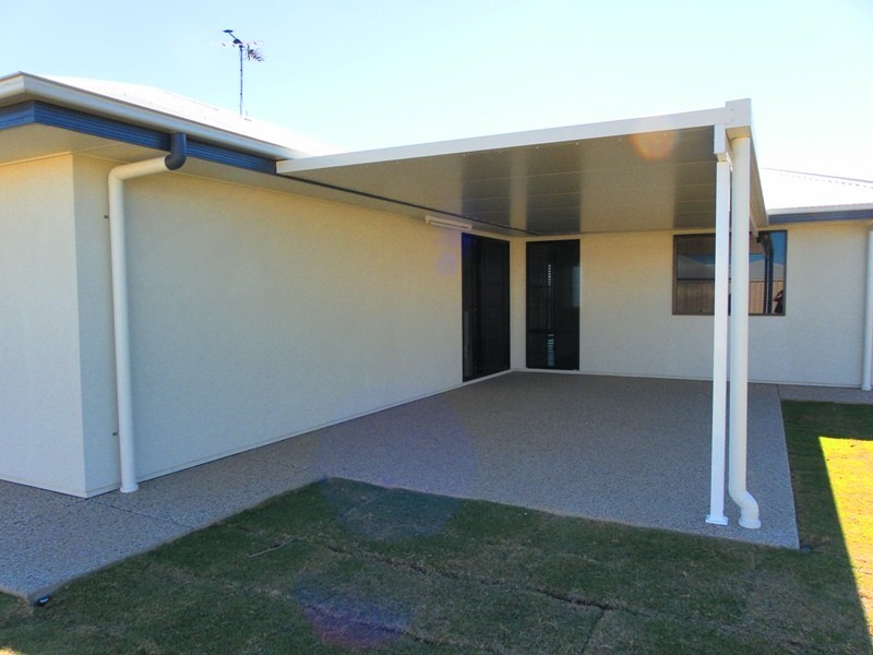 8 Singleton Drive, Emerald QLD 4720