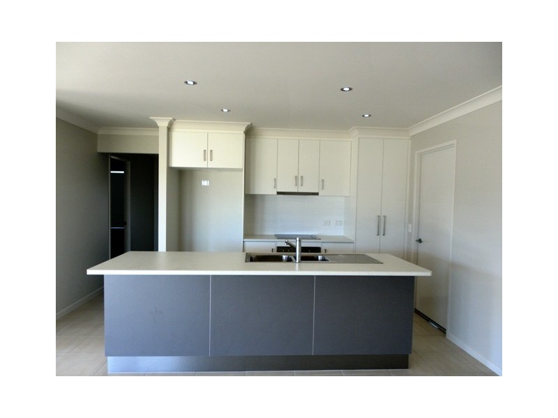 23 Lauren Way, Emerald QLD 4720