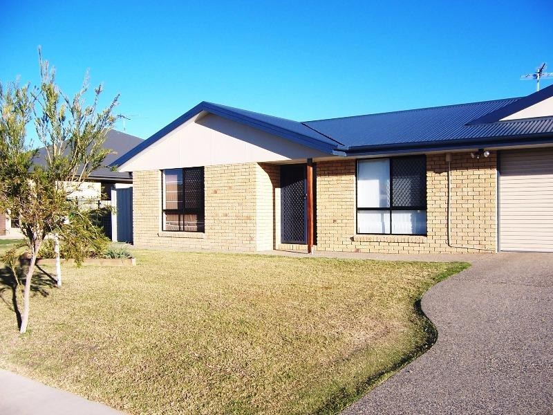 31 Mayfair Drive, Emerald QLD 4720
