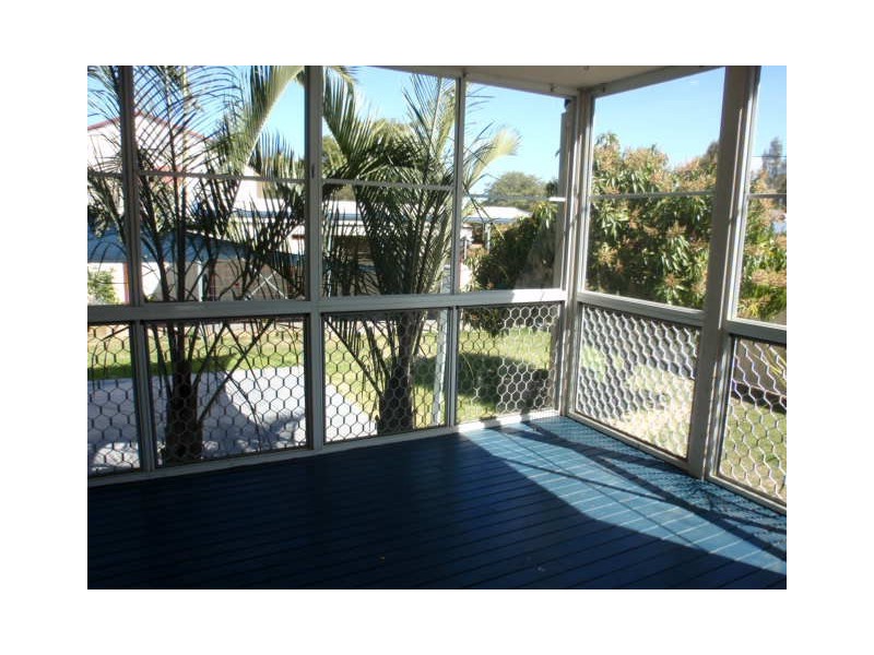 13 Dawn Crescent, Emerald QLD 4720