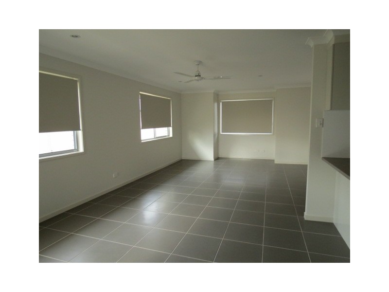 3 Ivers Place, Emerald QLD 4720