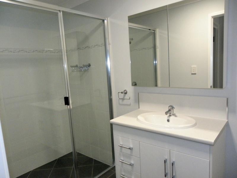 3/21 APPROVED APPLICATION Moriarty Street, Emerald QLD 4720