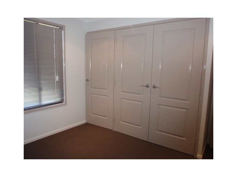 4/70 Long Street, Emerald QLD 4720