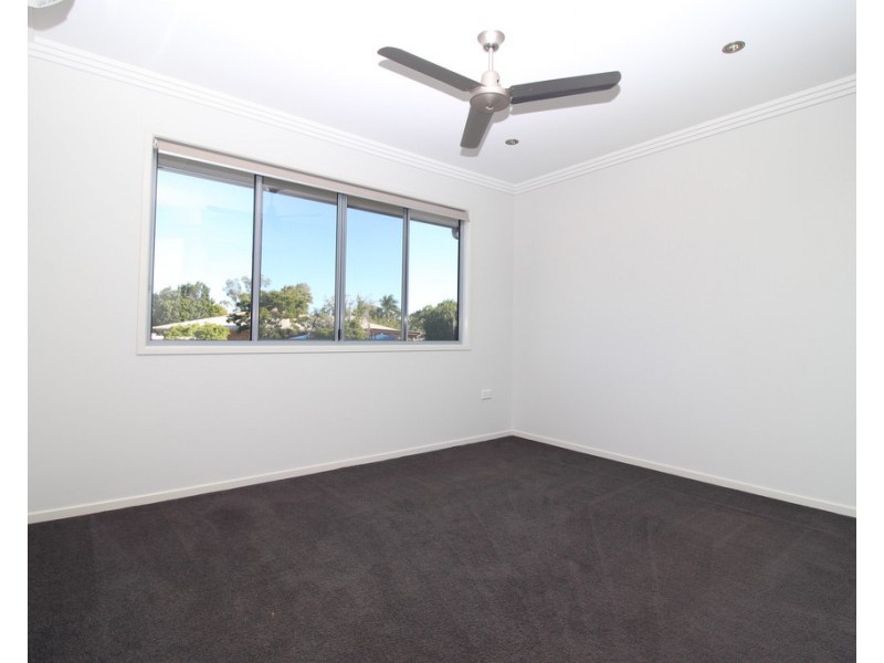Villa 6 20/24 Mooney Crescent (The Vybe), Emerald QLD 4720