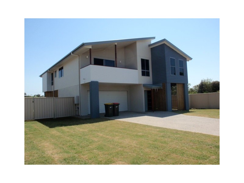 17 Ivers Place, Emerald QLD 4720