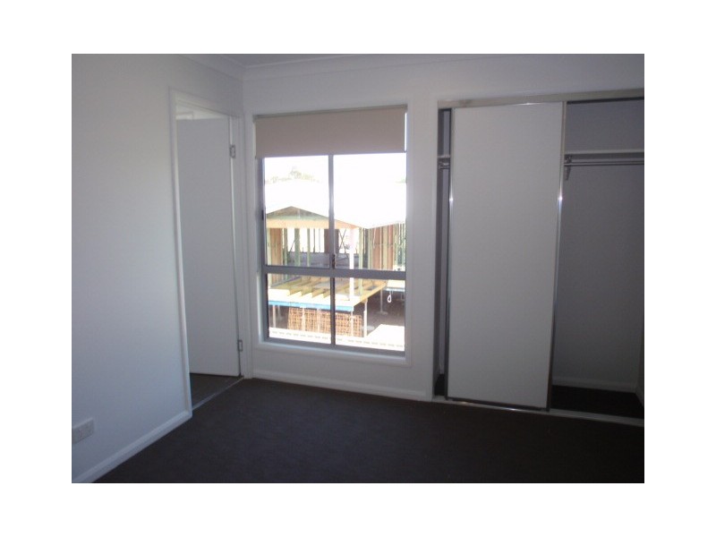 17 Ivers Place, Emerald QLD 4720