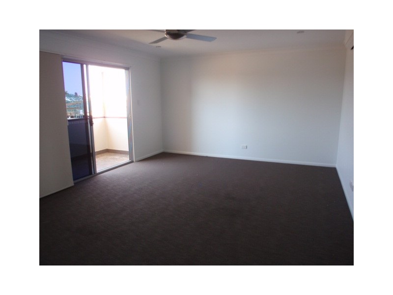 17 Ivers Place, Emerald QLD 4720