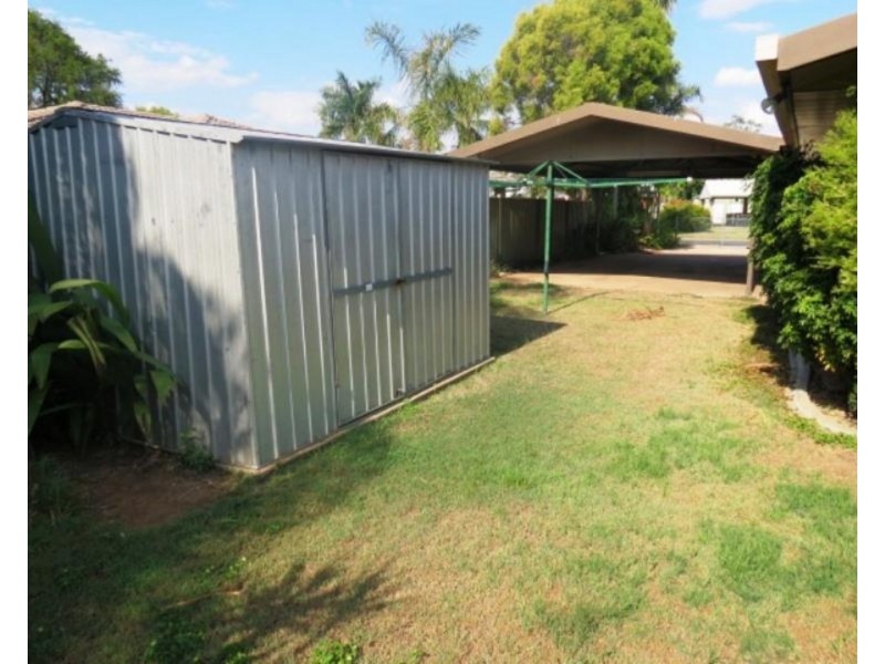 1 Edmonstone Drive, Emerald QLD 4720