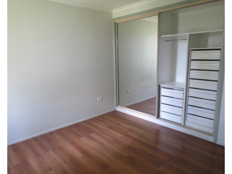 1 Edmonstone Drive, Emerald QLD 4720