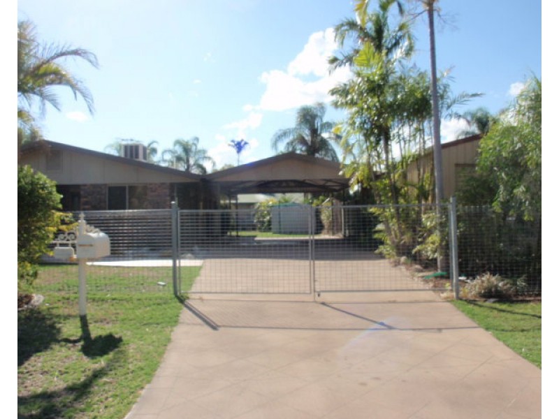 1 Edmonstone Drive, Emerald QLD 4720