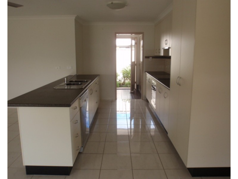 43 Blue Gums Drive, Emerald QLD 4720