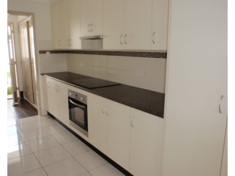 43 Blue Gums Drive, Emerald QLD 4720