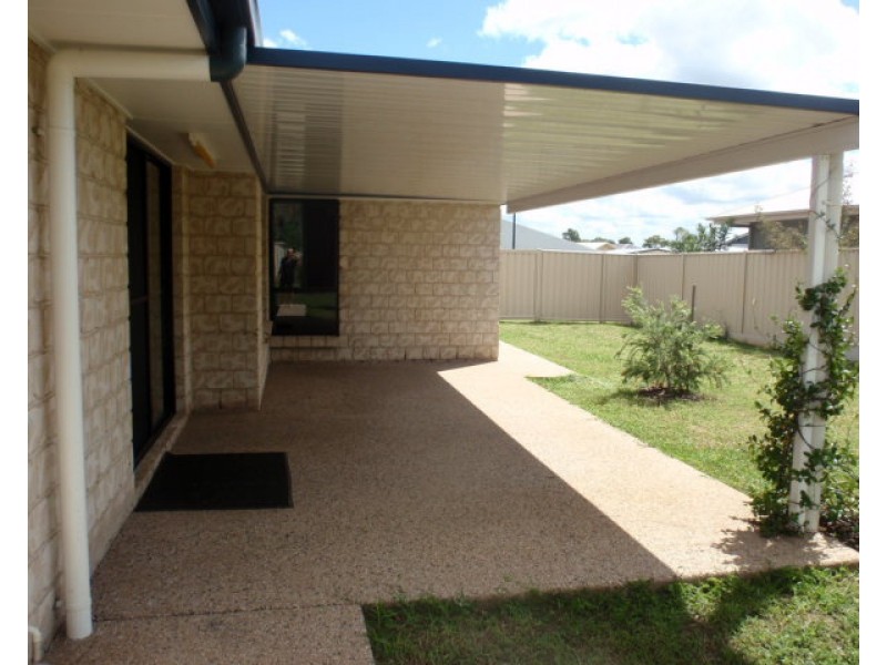 43 Blue Gums Drive, Emerald QLD 4720